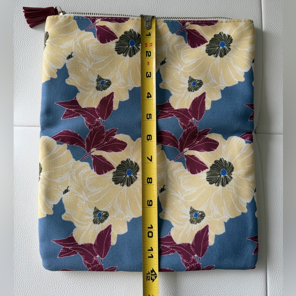 Rachel Pally Cream and Floral Reversible Clutch - Picture 8 of 8